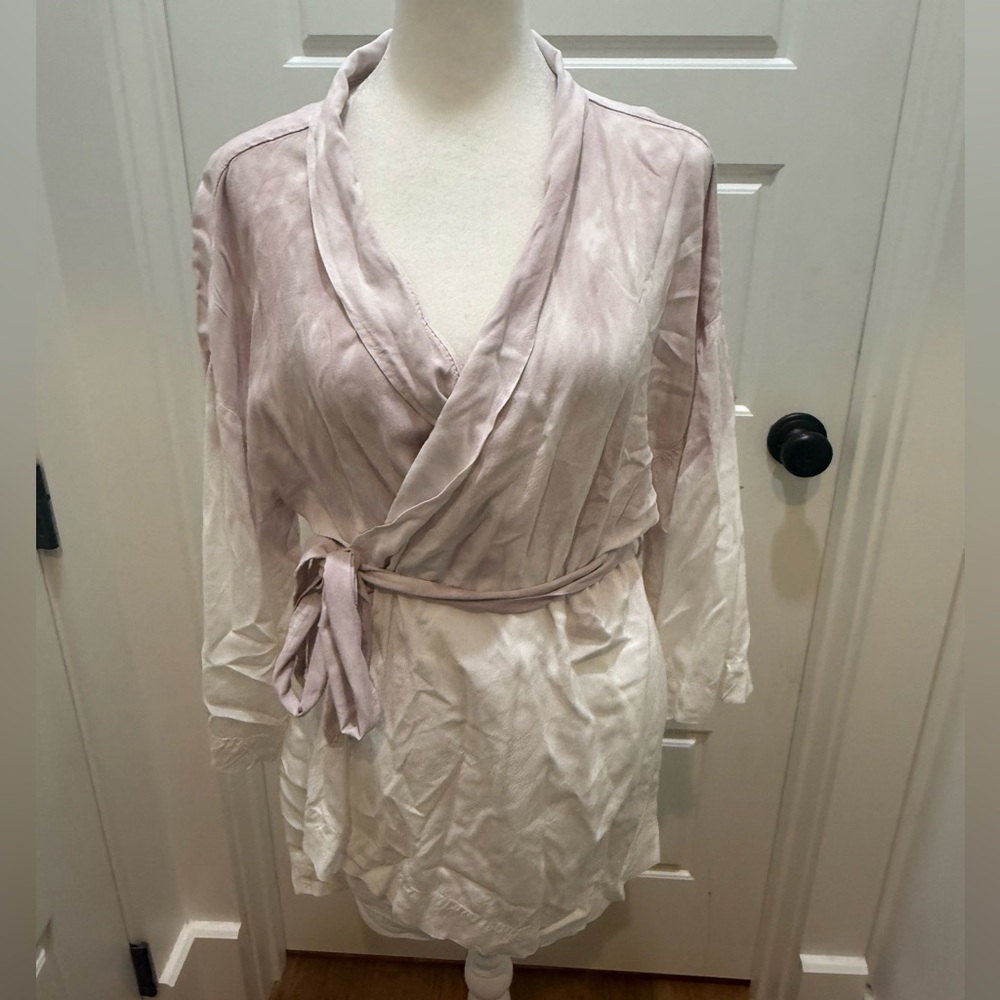 Anthropologie. Cloth & Stone Kimono Top. Pink Tie Dye. Size Small.